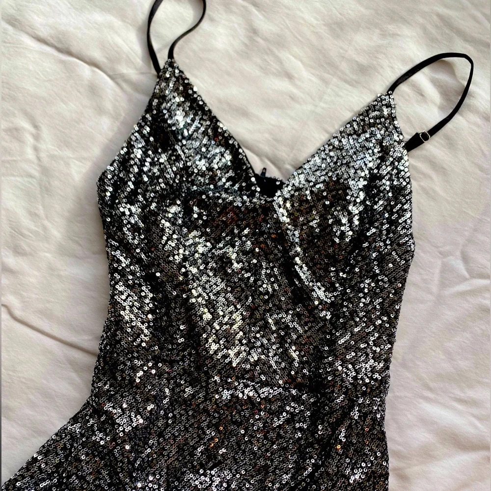Crystal Sky Sequin Dress - Large - Picture 3 of 4